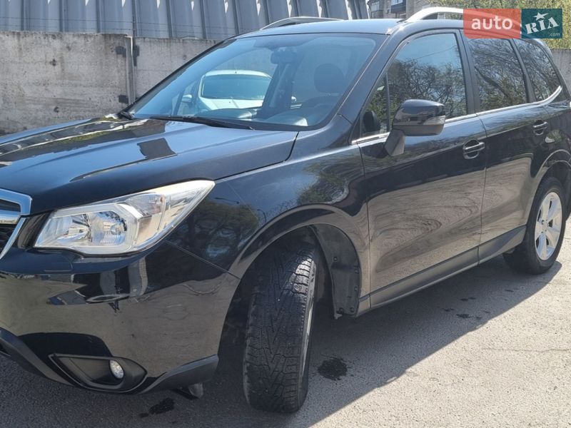 Позашляховик / Кросовер Subaru Forester 2014 в Дніпрі
