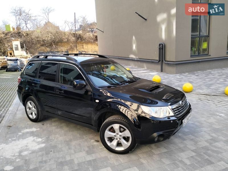 Позашляховик / Кросовер Subaru Forester 2009 в Львові
