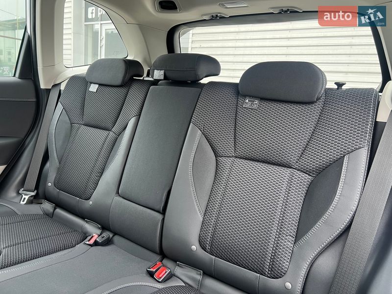 Позашляховик / Кросовер Subaru Forester 2024 в Києві
