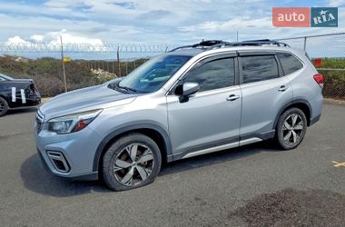 Внедорожник / Кроссовер Subaru Forester 2019 в Киеве
