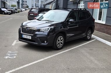 Внедорожник / Кроссовер Subaru Forester 2019 в Киеве