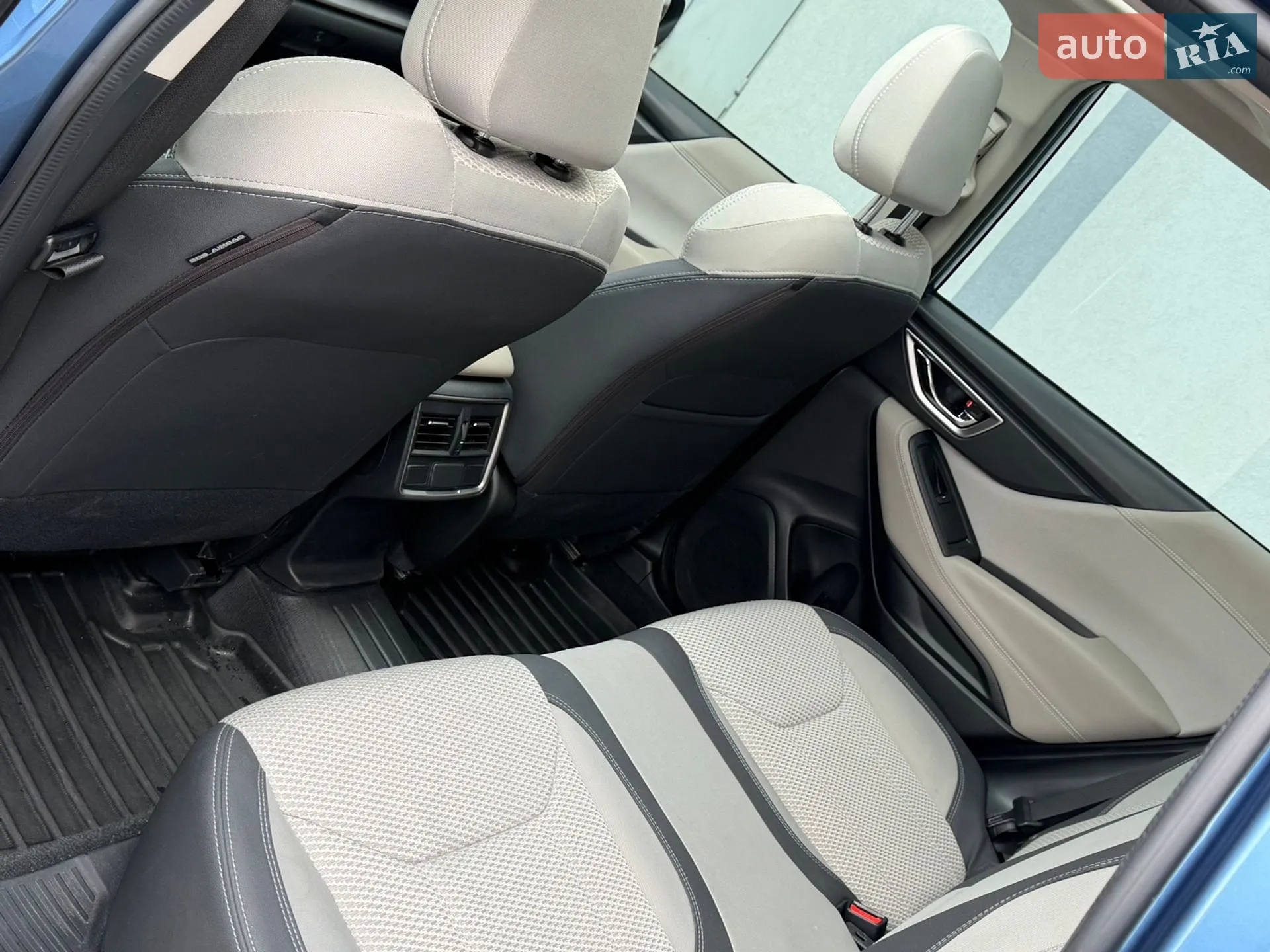 2021 Subaru Forester - мініатюра 8