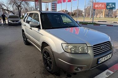 Позашляховик / Кросовер Subaru Forester 2006 в Києві
