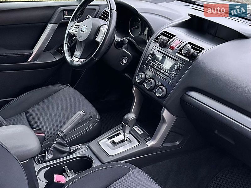 Внедорожник / Кроссовер Subaru Forester 2013 в Киеве