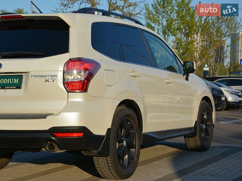 Внедорожник / Кроссовер Subaru Forester 2014 в Киеве