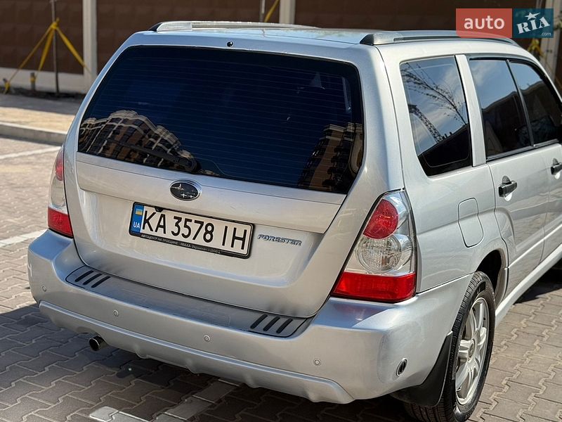 Внедорожник / Кроссовер Subaru Forester 2006 в Киеве
