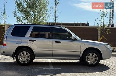 Внедорожник / Кроссовер Subaru Forester 2006 в Киеве