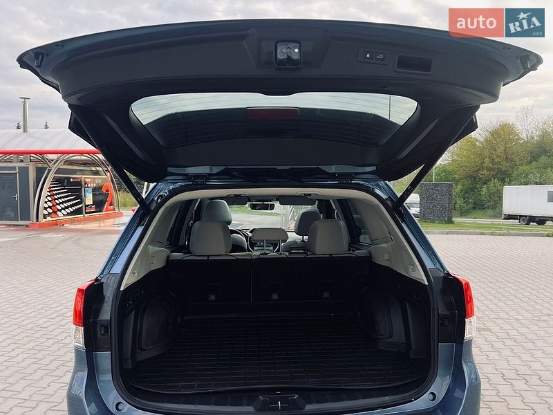 Внедорожник / Кроссовер Subaru Forester 2022 в Тернополе