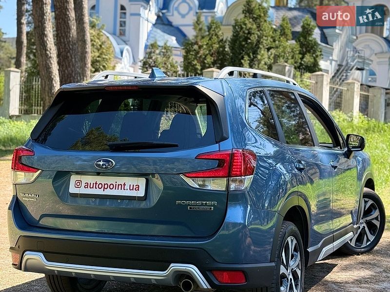 Внедорожник / Кроссовер Subaru Forester 2022 в Сумах