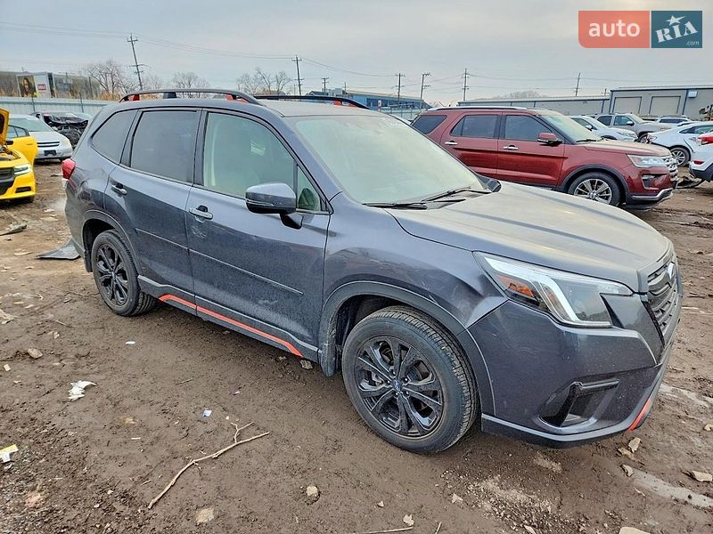 Внедорожник / Кроссовер Subaru Forester 2023 в Львове