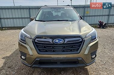 Внедорожник / Кроссовер Subaru Forester 2022 в Киеве