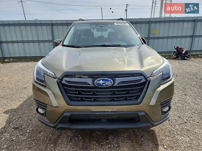 Внедорожник / Кроссовер Subaru Forester 2022 в Киеве