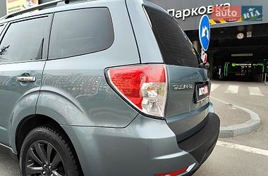 Внедорожник / Кроссовер Subaru Forester 2012 в Киеве