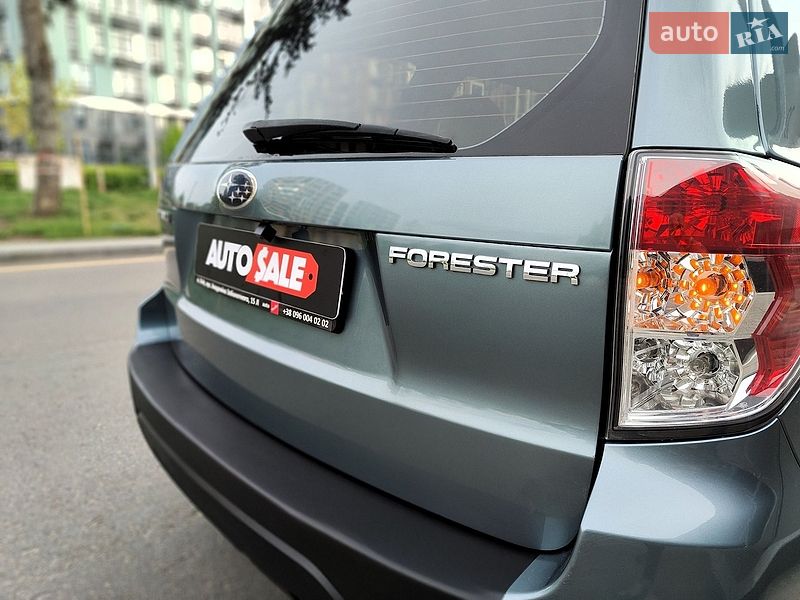 Внедорожник / Кроссовер Subaru Forester 2012 в Киеве