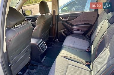Позашляховик / Кросовер Subaru Forester 2019 в Дніпрі