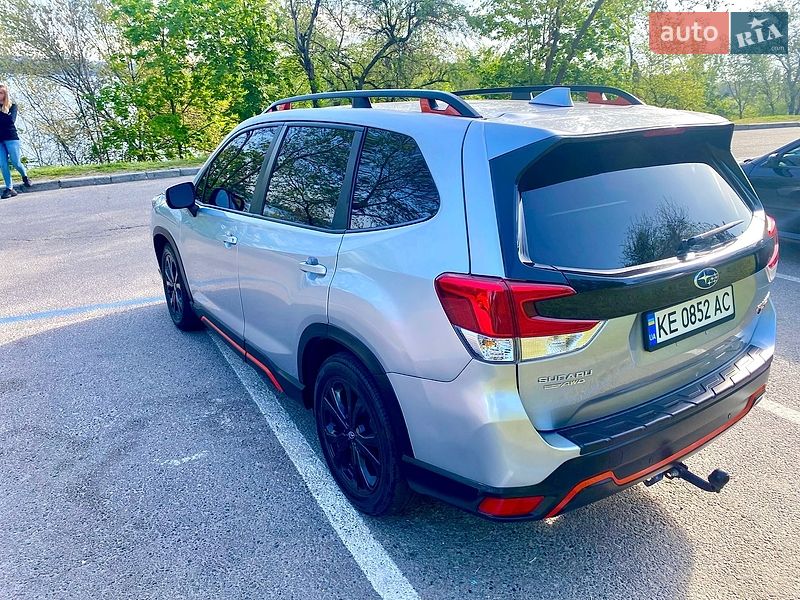Позашляховик / Кросовер Subaru Forester 2019 в Дніпрі