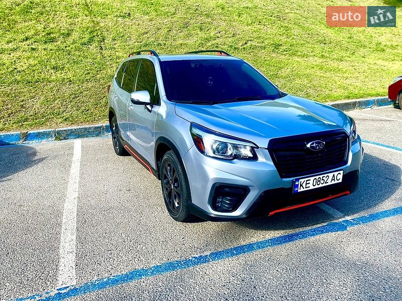 Позашляховик / Кросовер Subaru Forester 2019 в Дніпрі