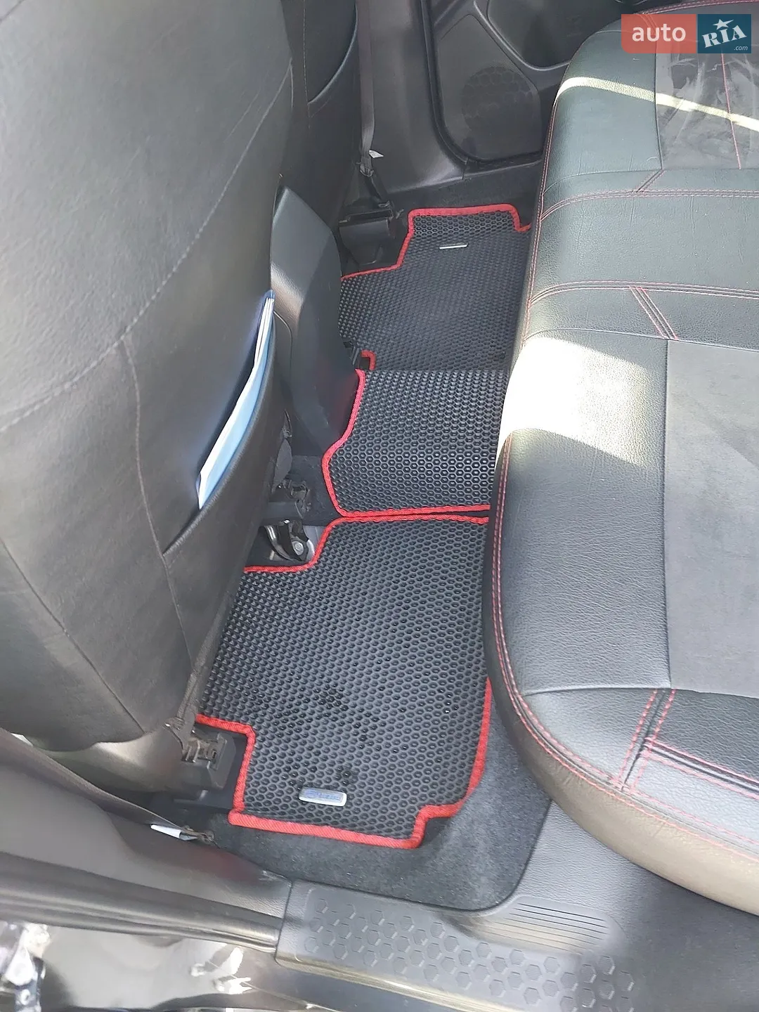 2017 Subaru Forester - мініатюра 35