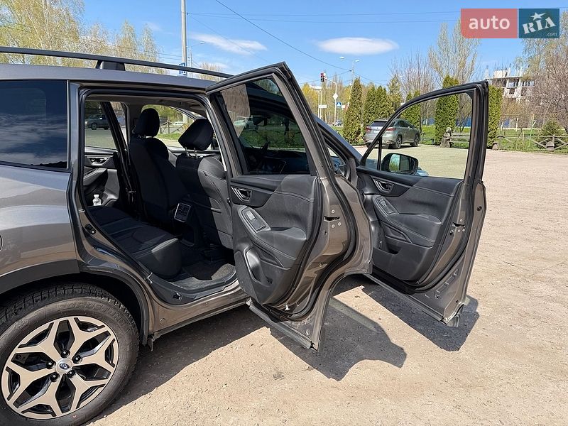 Внедорожник / Кроссовер Subaru Forester 2020 в Сумах
