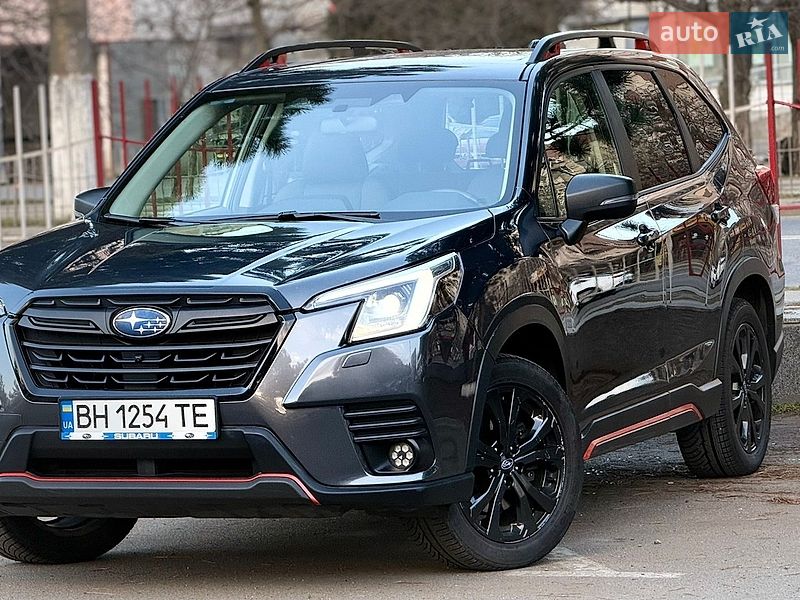 Внедорожник / Кроссовер Subaru Forester 2022 в Киеве