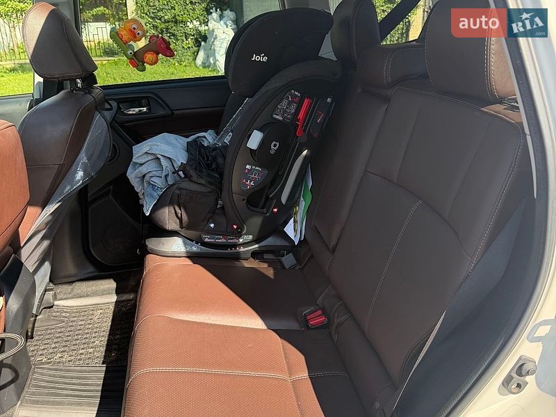Позашляховик / Кросовер Subaru Forester 2017 в Одесі