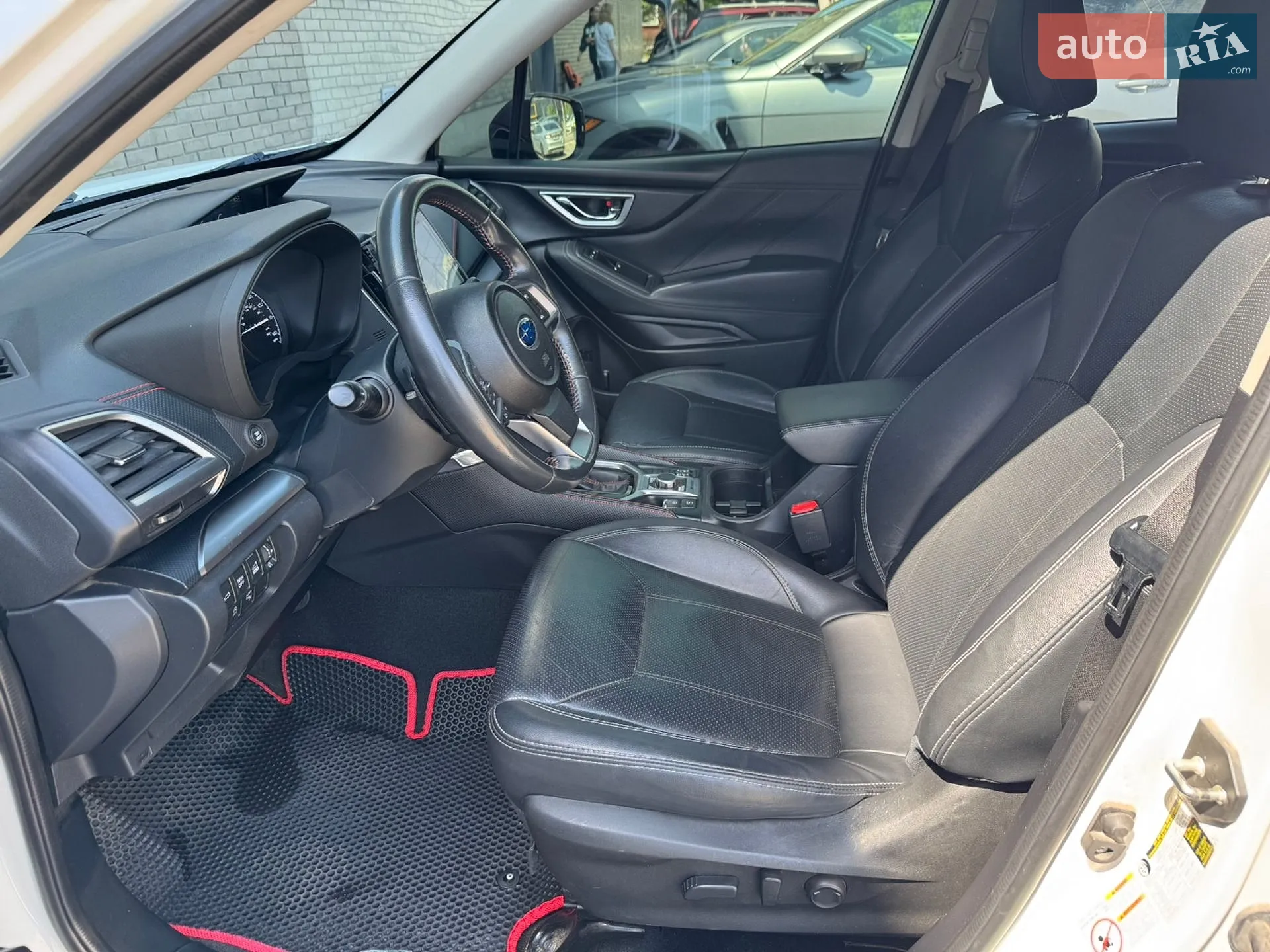 2018 Subaru Forester - мініатюра 18