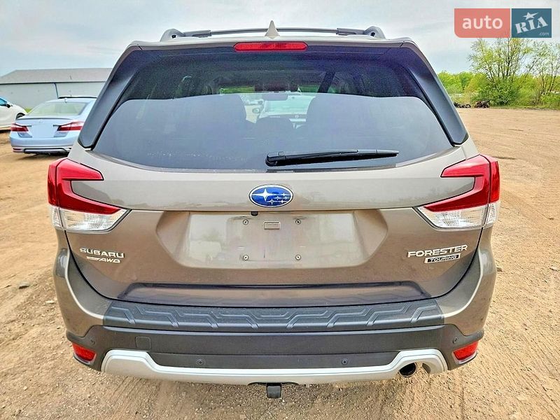 Внедорожник / Кроссовер Subaru Forester 2020 в Киеве