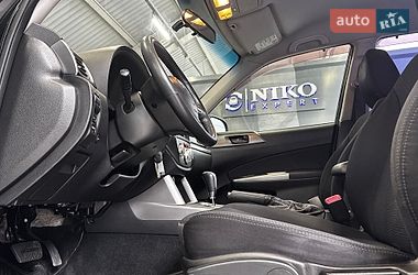 Позашляховик / Кросовер Subaru Forester 2011 в Києві