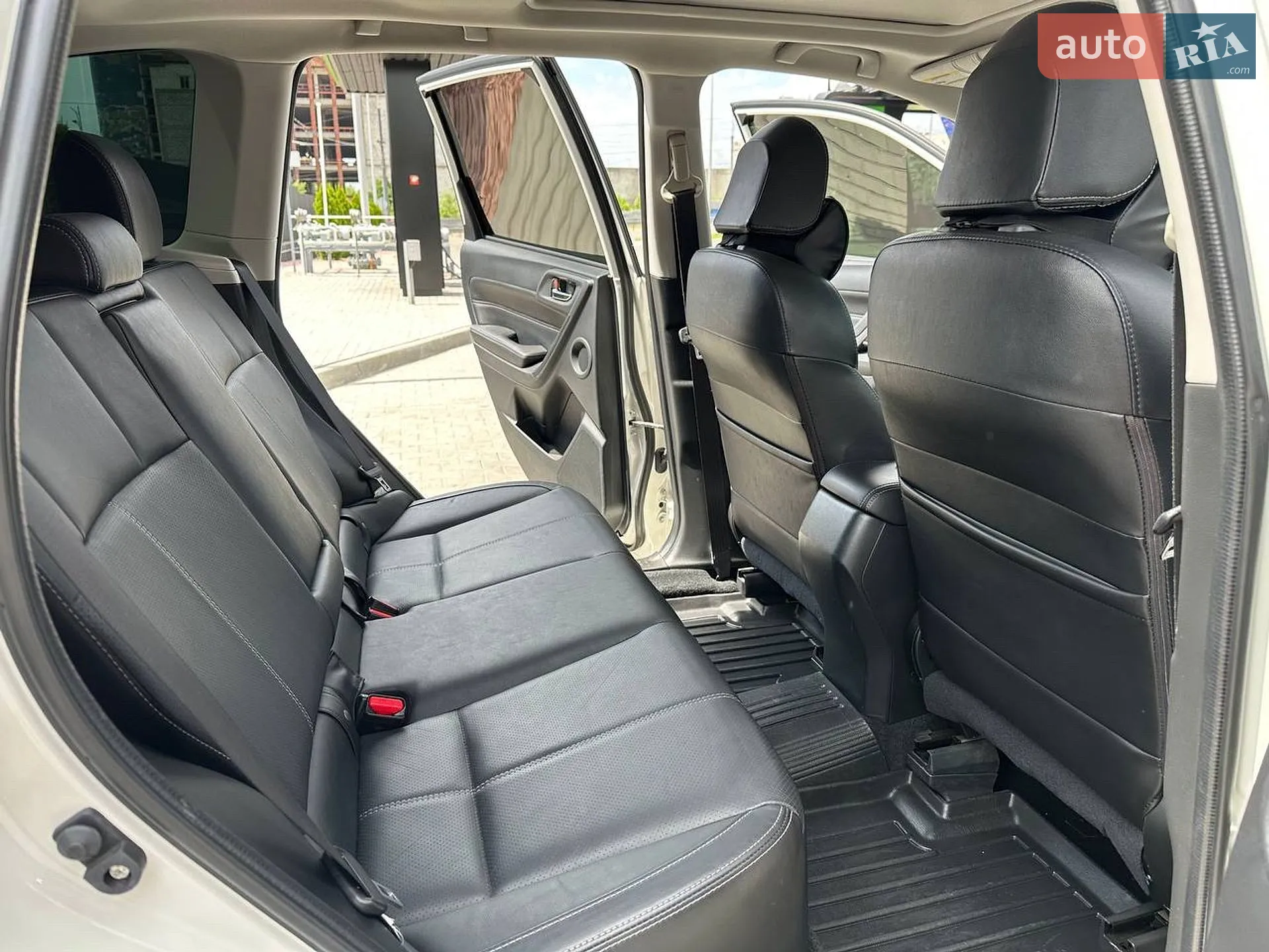 2017 Subaru Forester - мініатюра 37