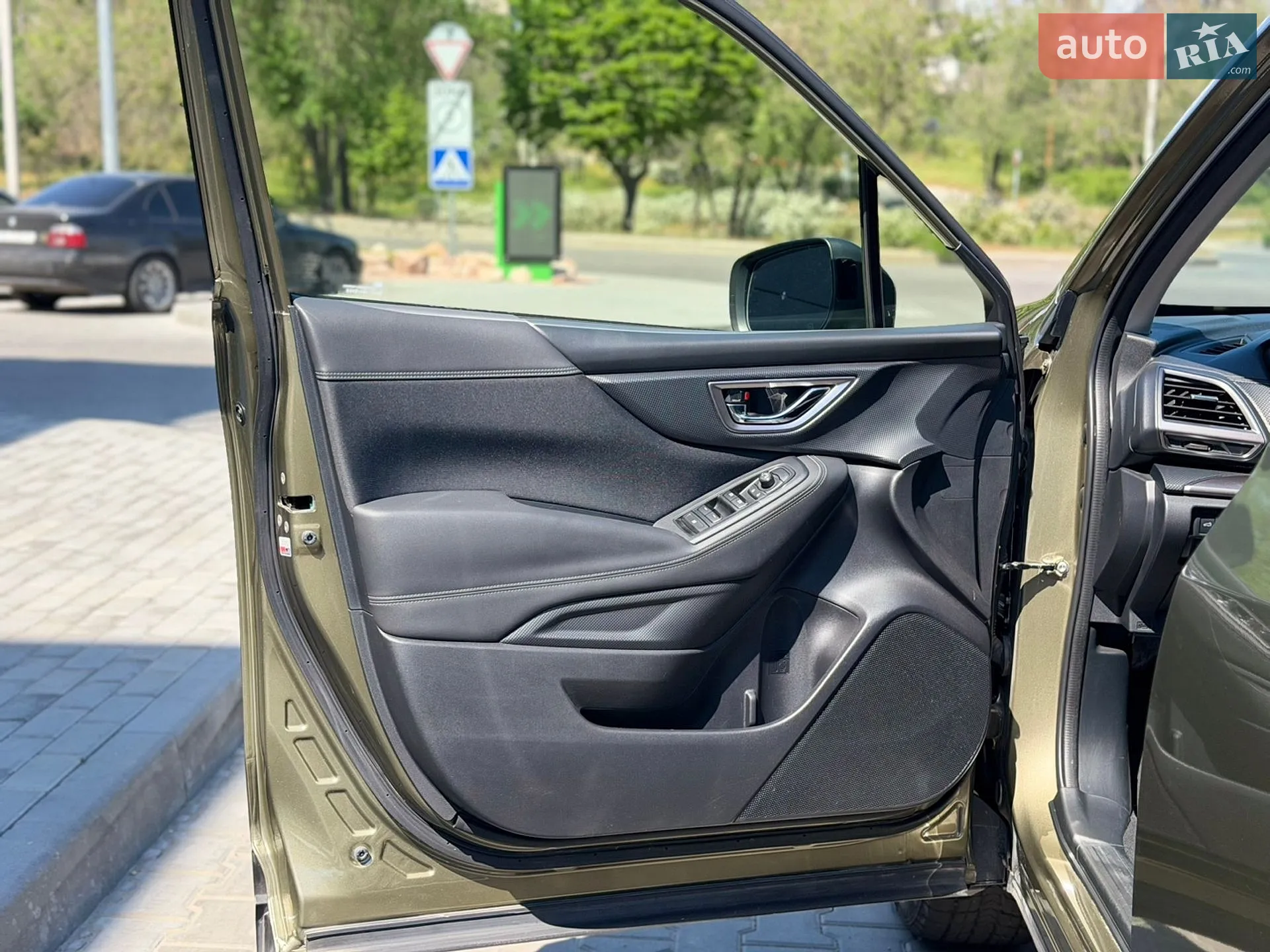 2022 Subaru Forester - мініатюра 31