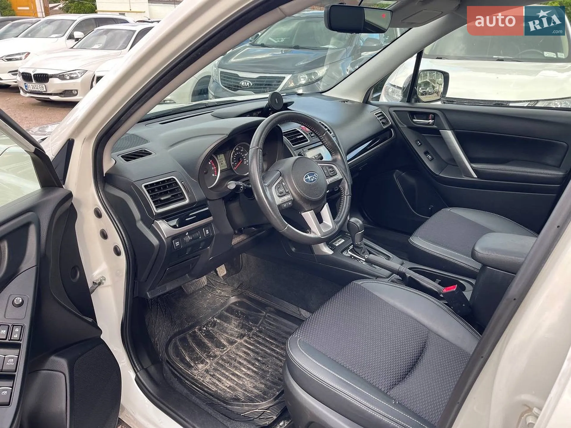 2017 Subaru Forester - мініатюра 11