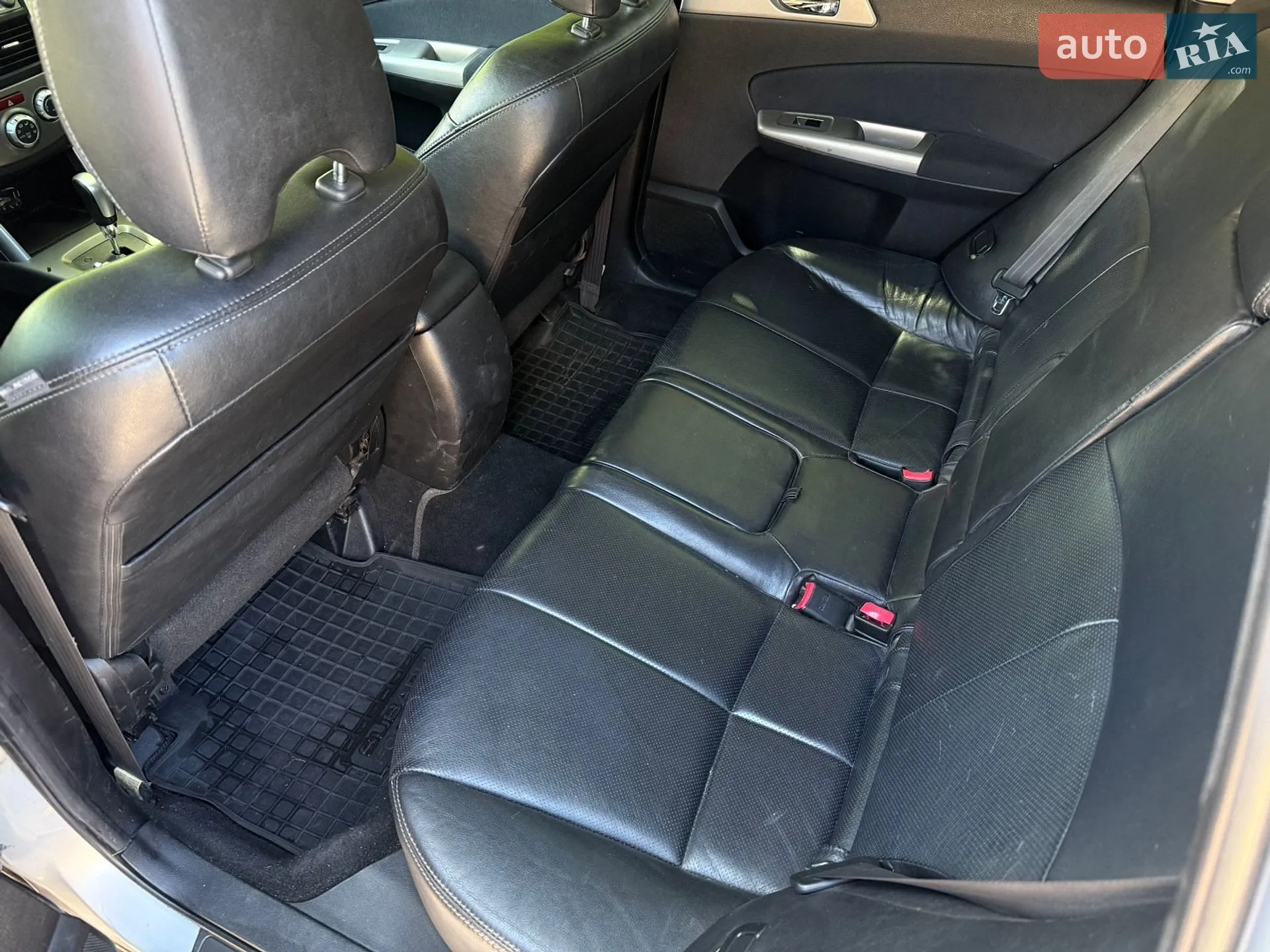 2010 Subaru Forester - мініатюра 15
