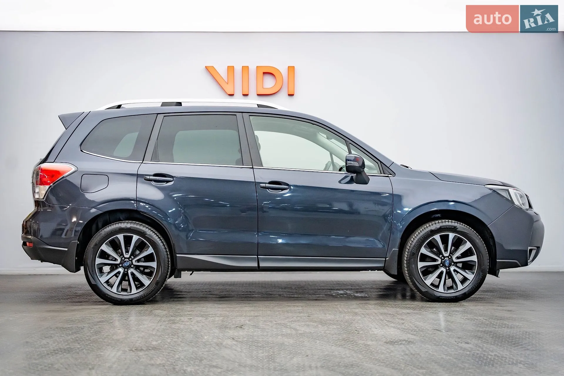2017 Subaru Forester - мініатюра 4