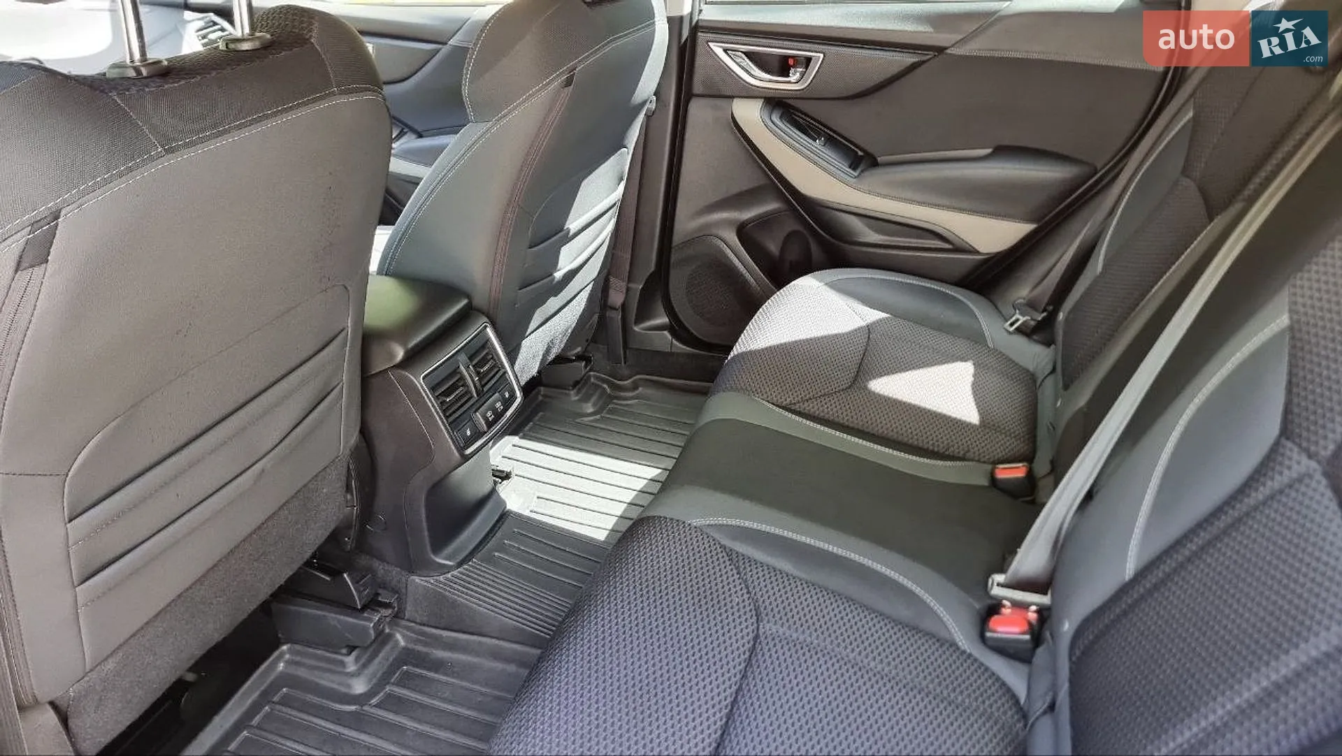 2022 Subaru Forester - мініатюра 39