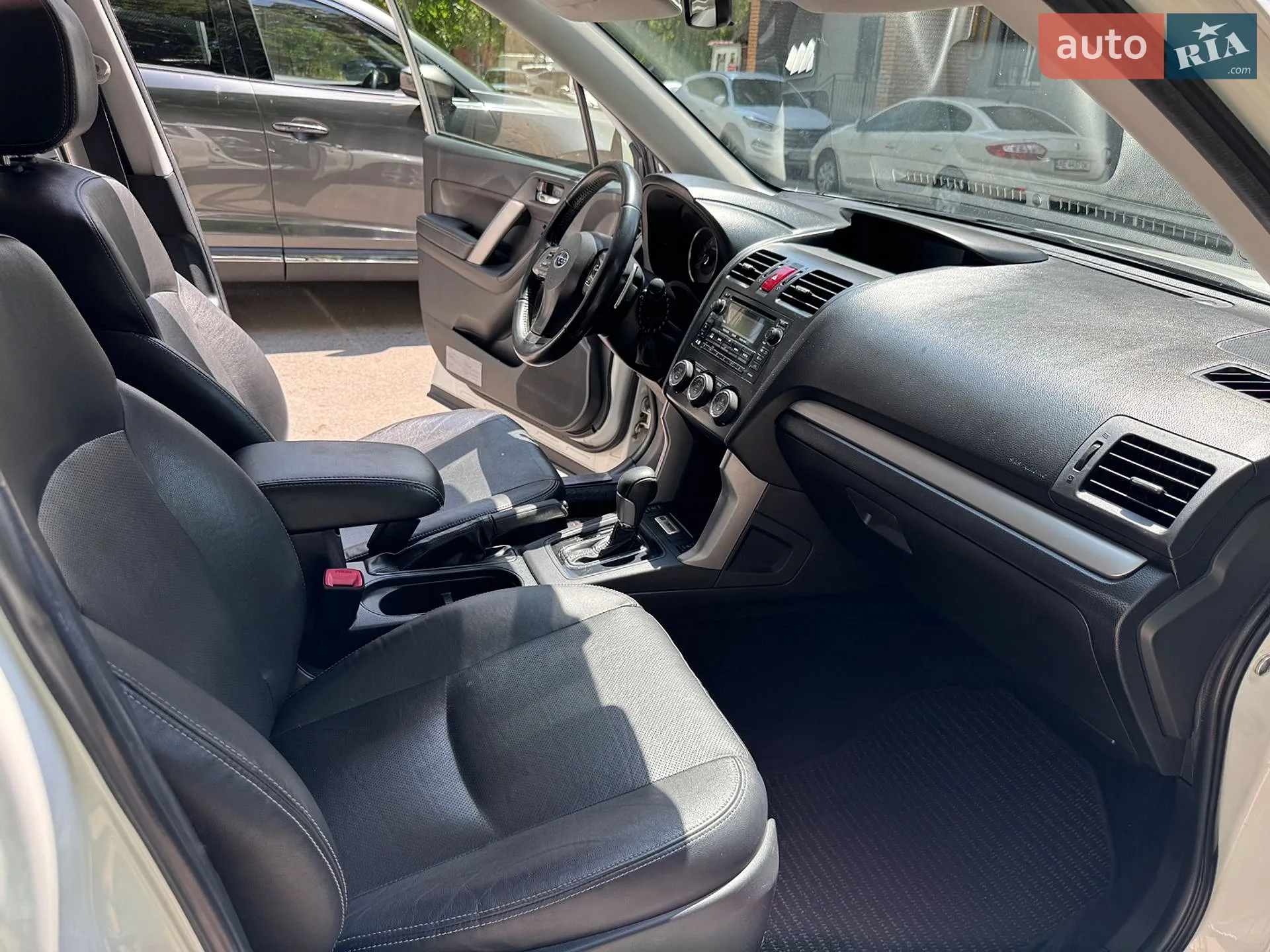2014 Subaru Forester - мініатюра 15