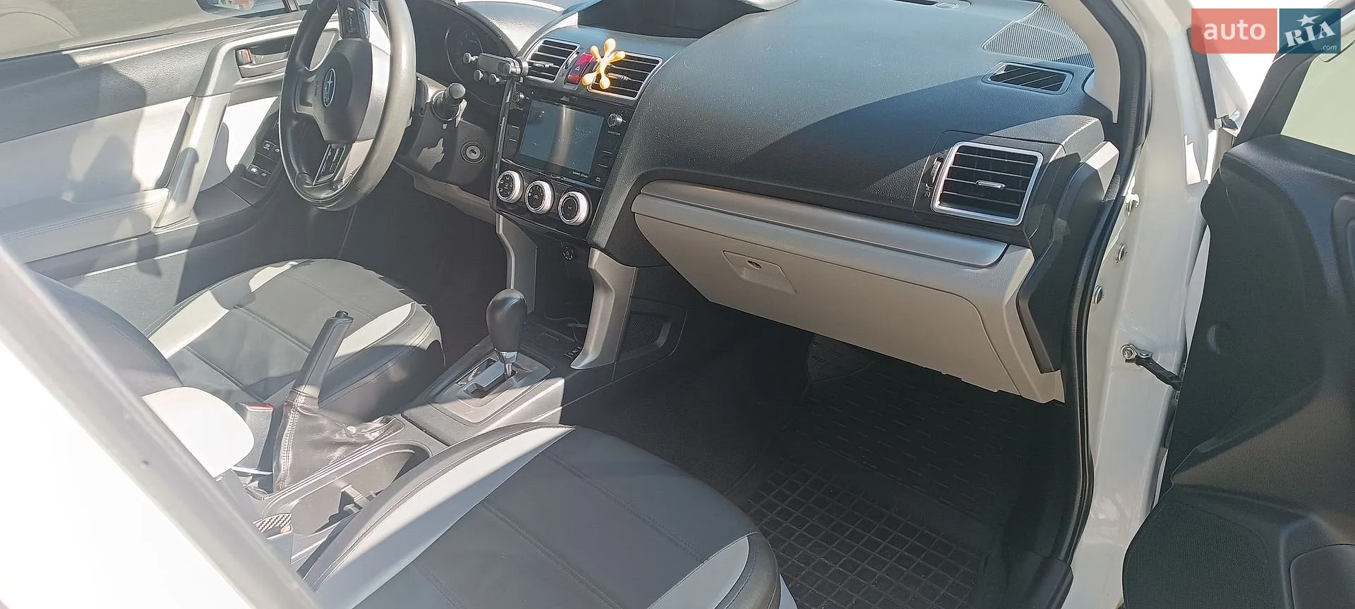 2015 Subaru Forester - мініатюра 14