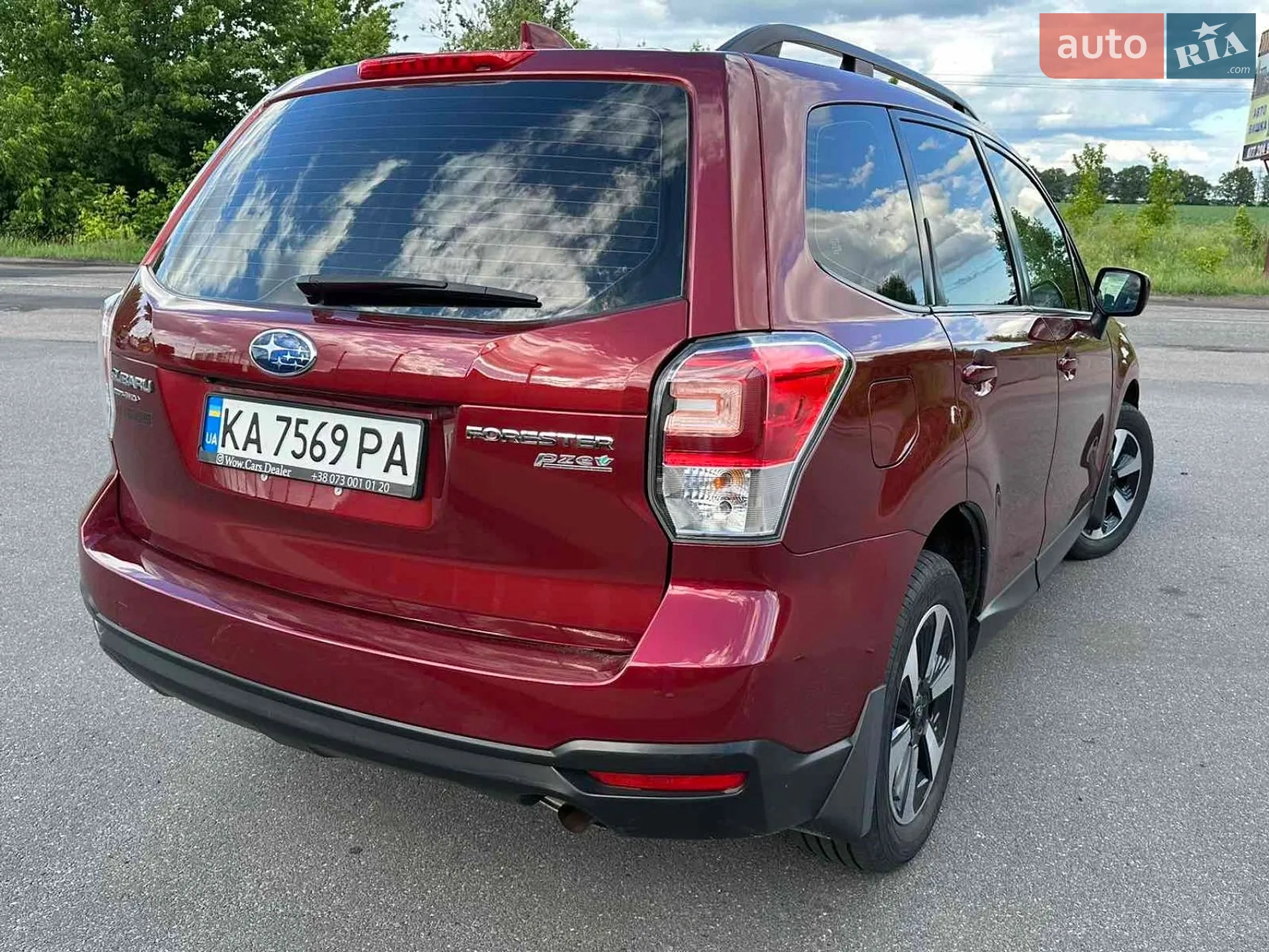 2017 Subaru Forester - мініатюра 9