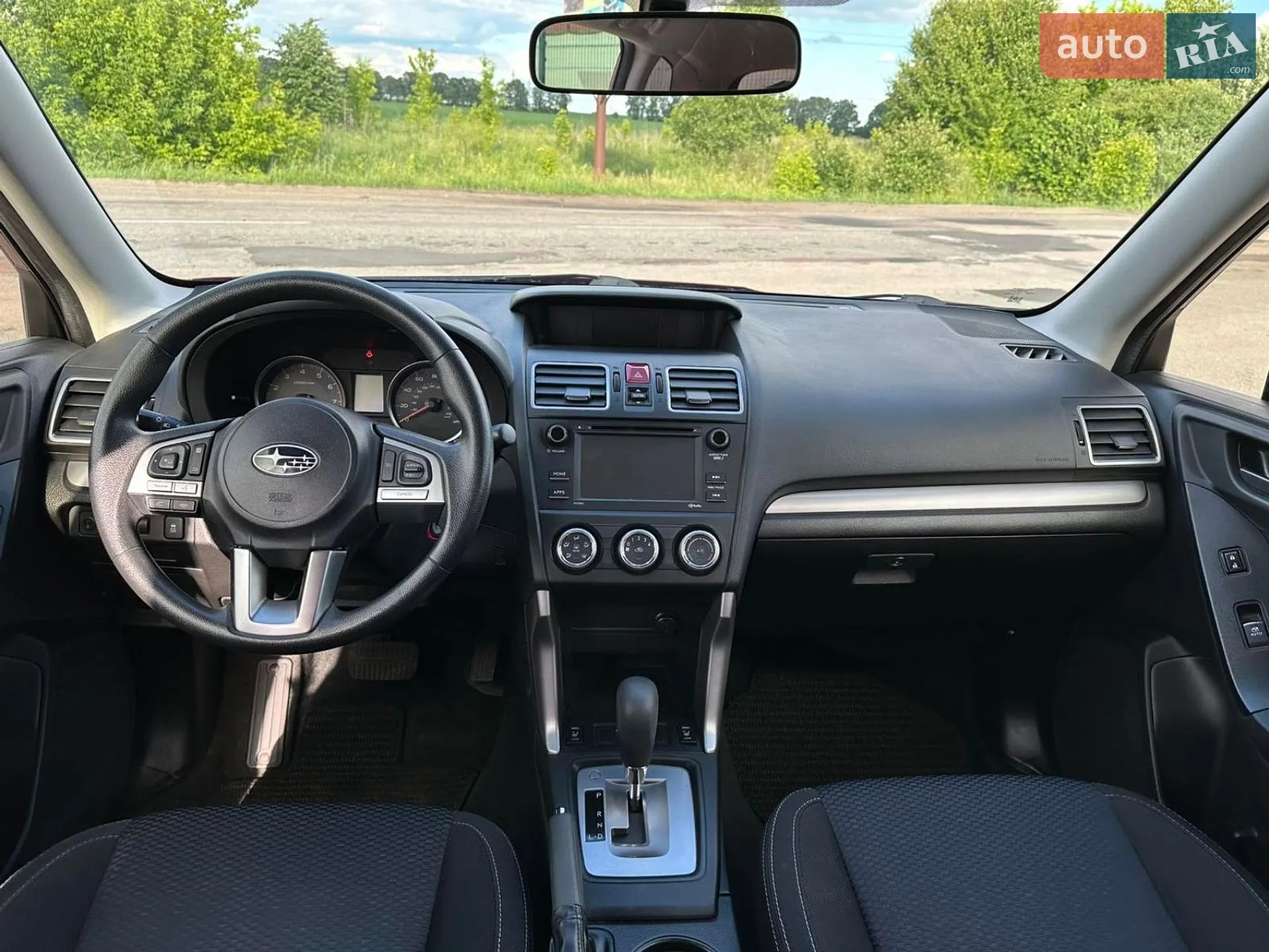 2017 Subaru Forester - мініатюра 12