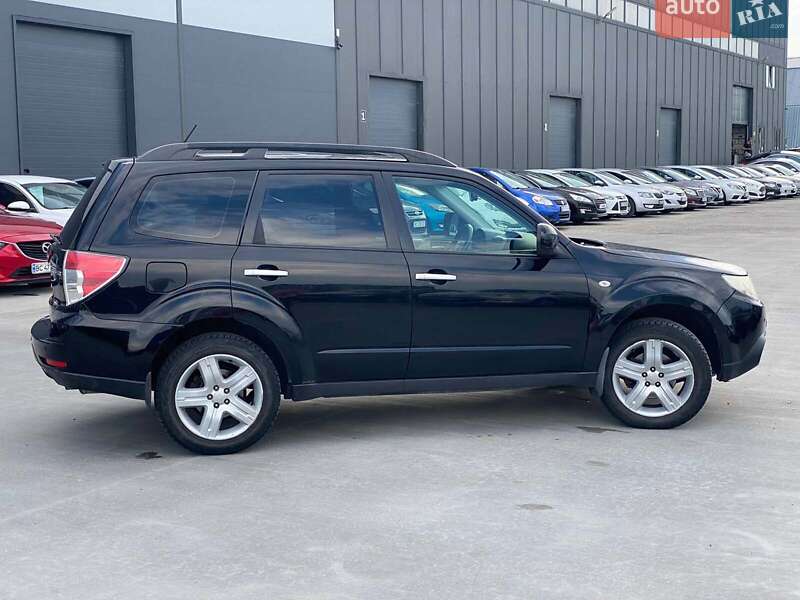 Позашляховик / Кросовер Subaru Forester 2008 в Львові