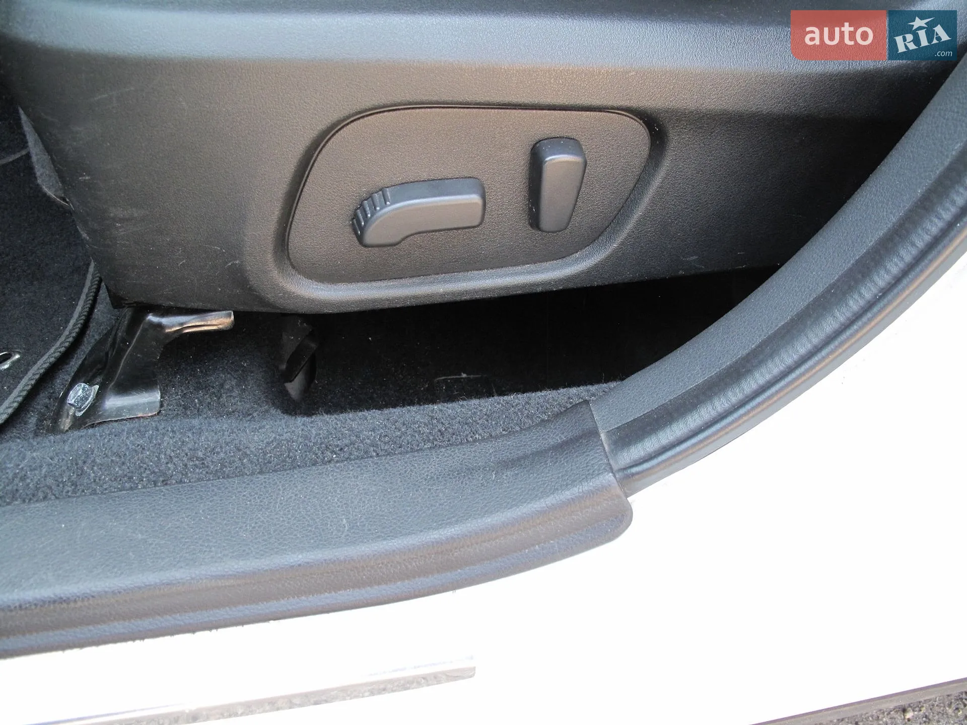 2013 Subaru Forester - мініатюра 28