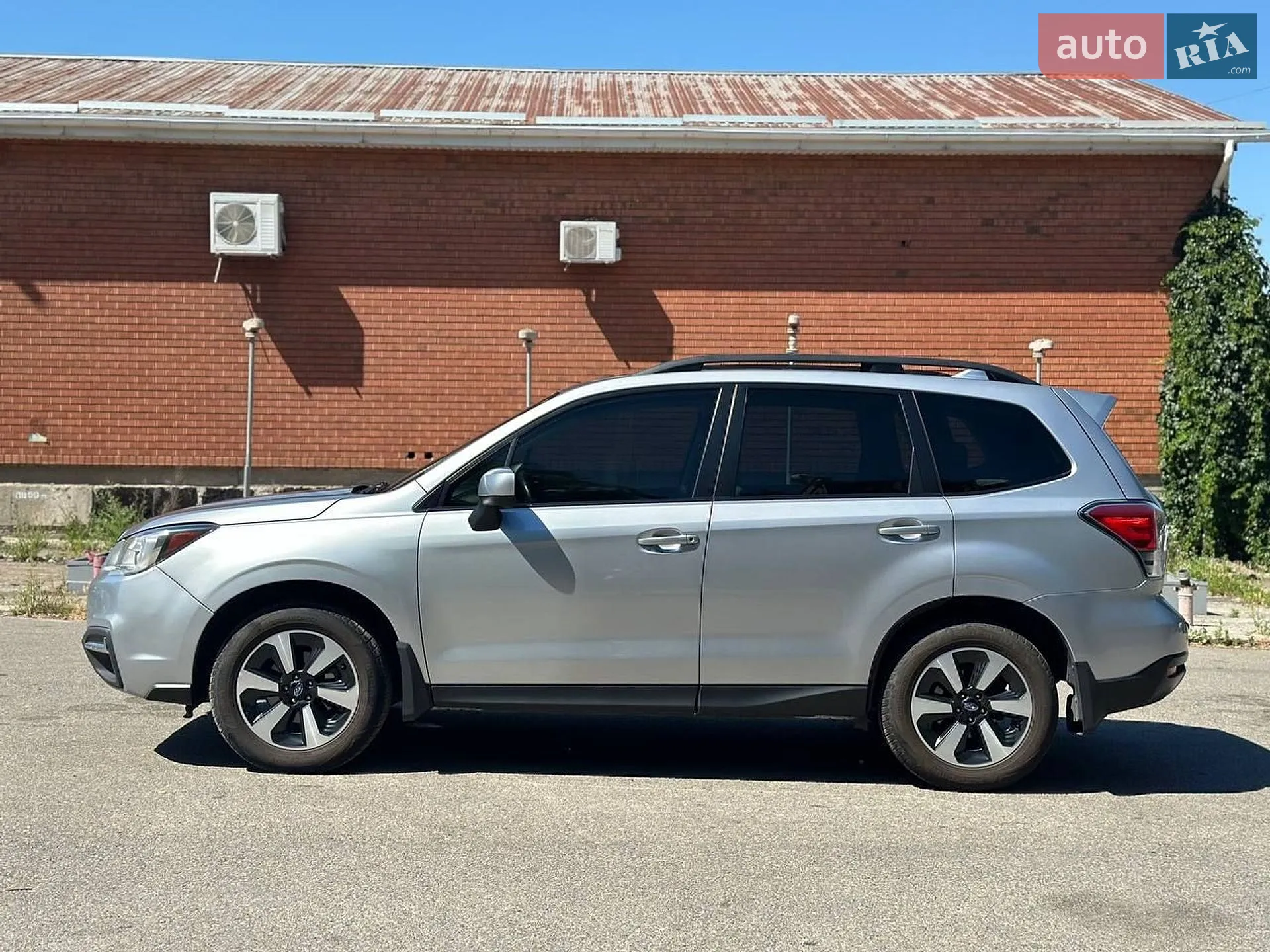 2017 Subaru Forester - мініатюра 7
