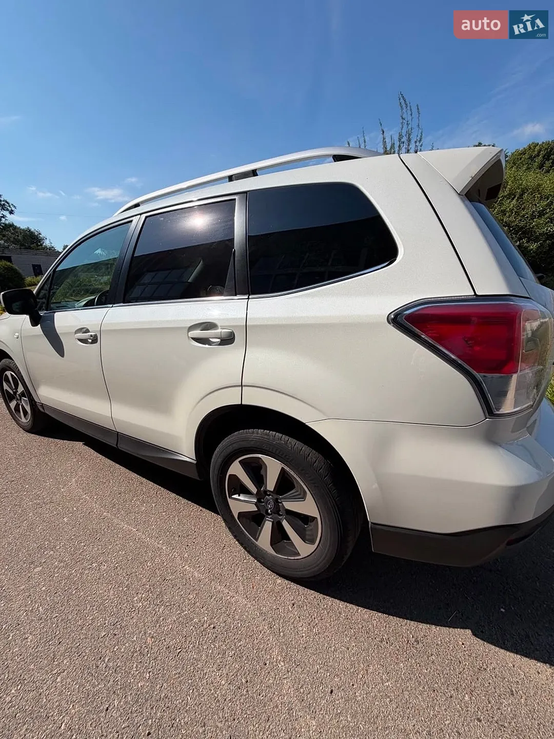 2017 Subaru Forester - мініатюра 2