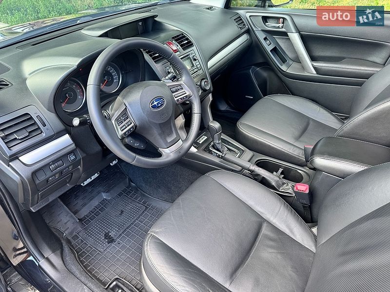 Внедорожник / Кроссовер Subaru Forester 2013 в Киеве