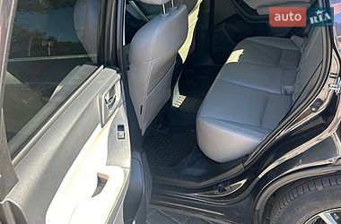 Позашляховик / Кросовер Subaru Forester 2016 в Черкасах
