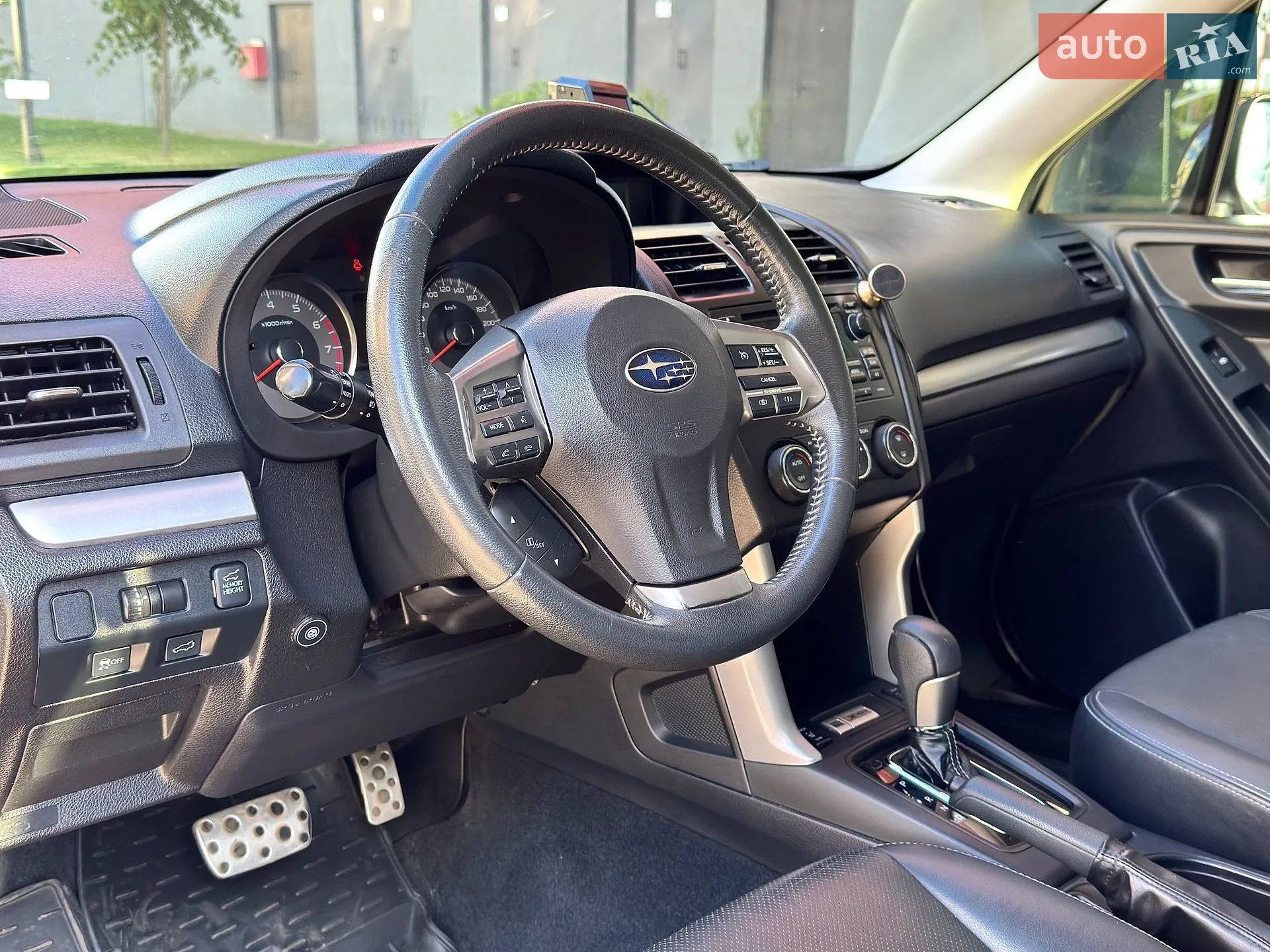 2014 Subaru Forester - мініатюра 2