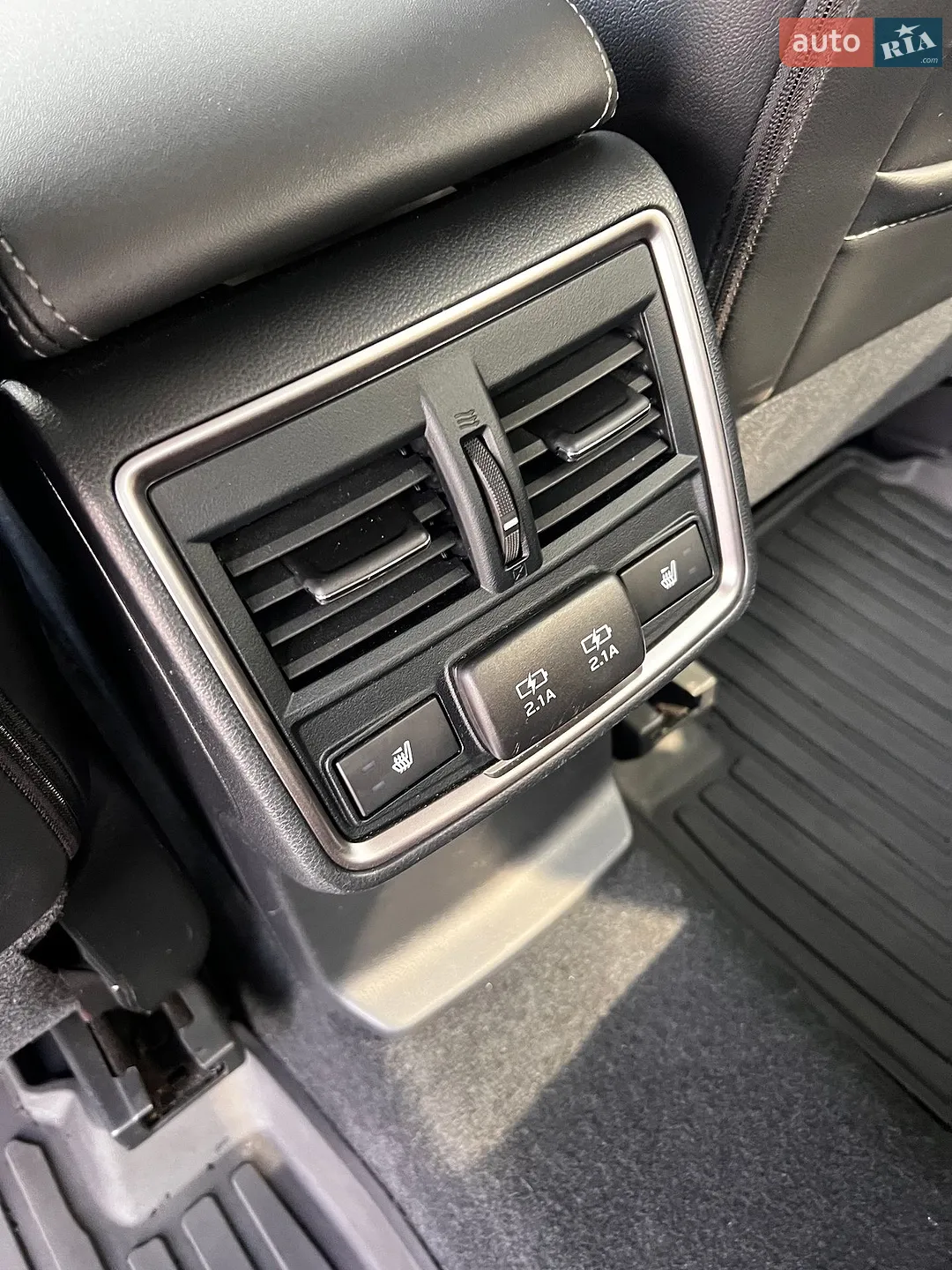 2022 Subaru Forester - мініатюра 10