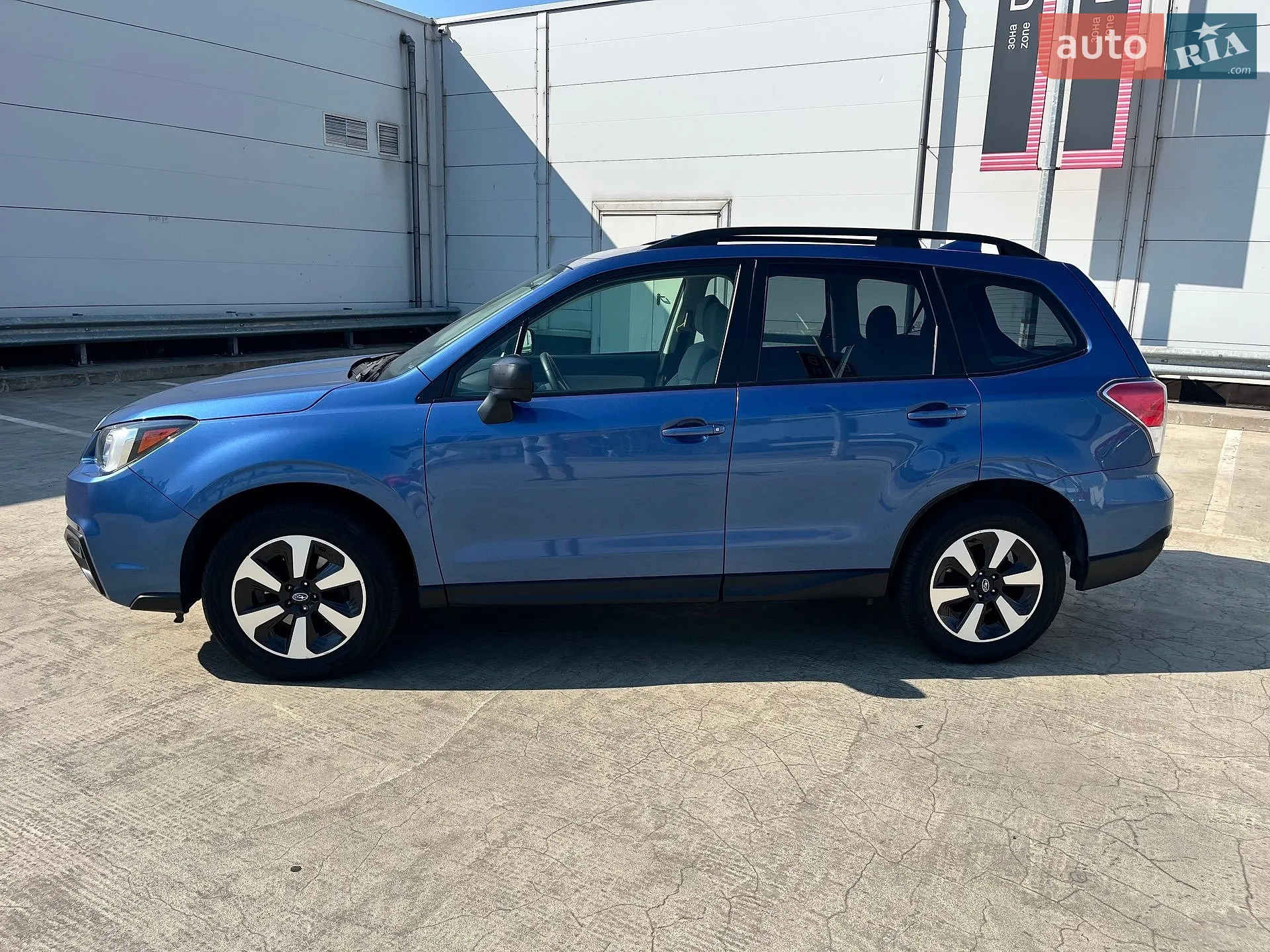 2017 Subaru Forester - мініатюра 8