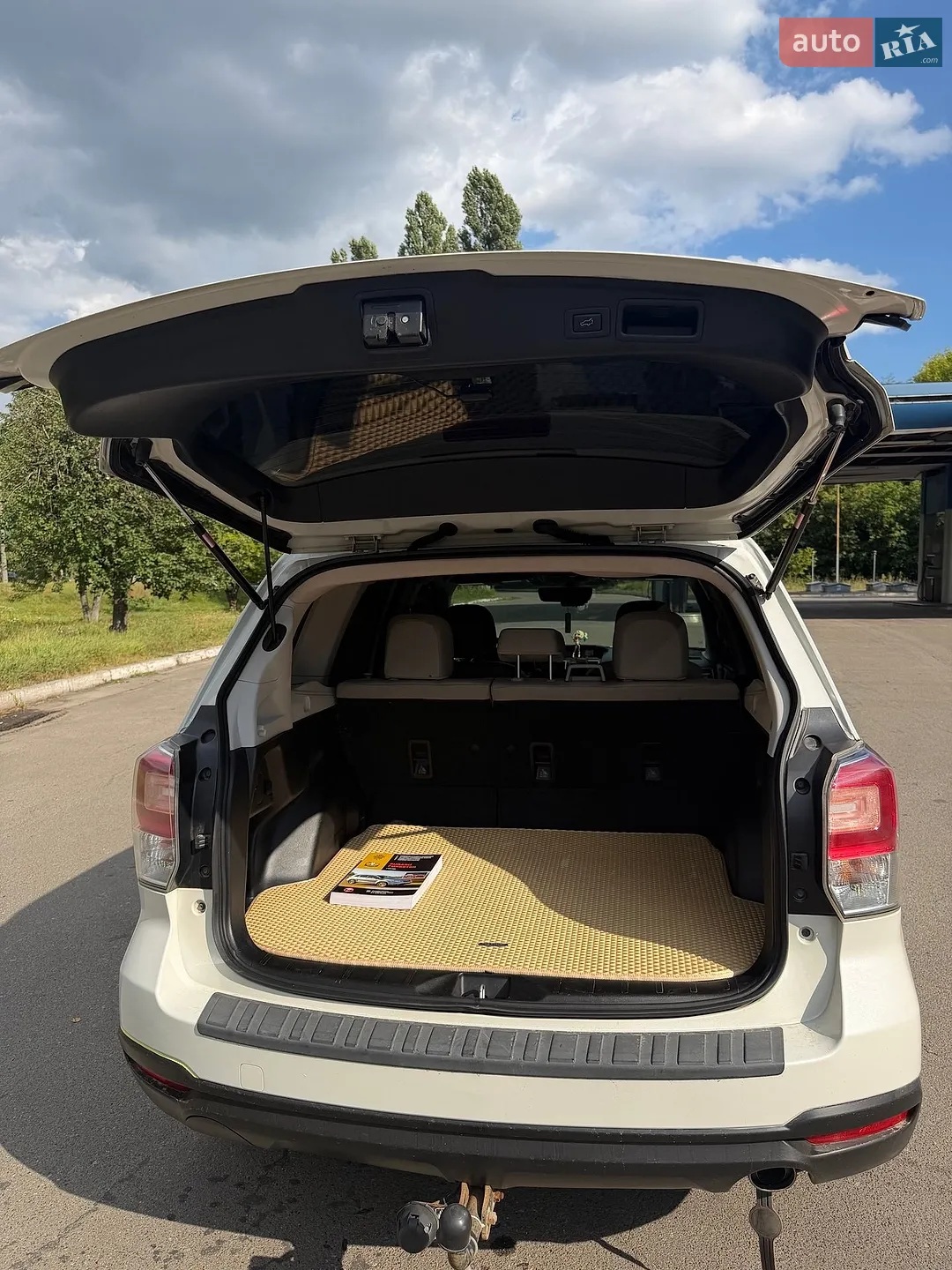 2017 Subaru Forester - мініатюра 4