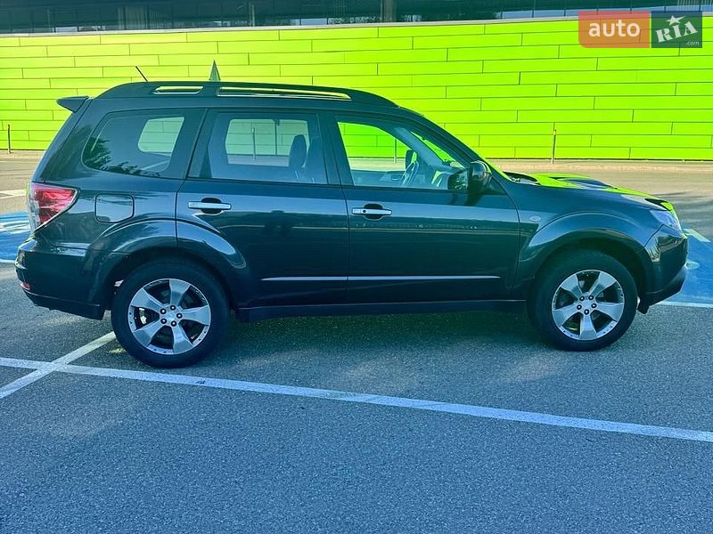Внедорожник / Кроссовер Subaru Forester 2008 в Киеве