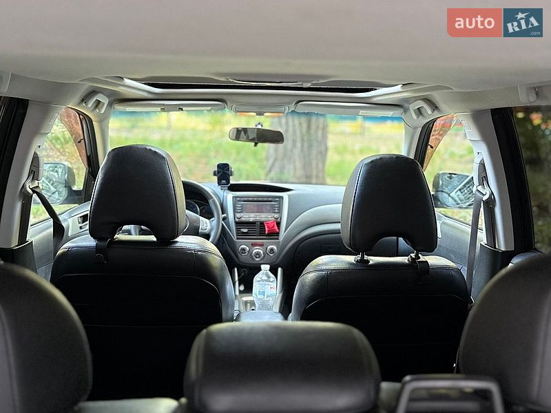 Позашляховик / Кросовер Subaru Forester 2008 в Києві